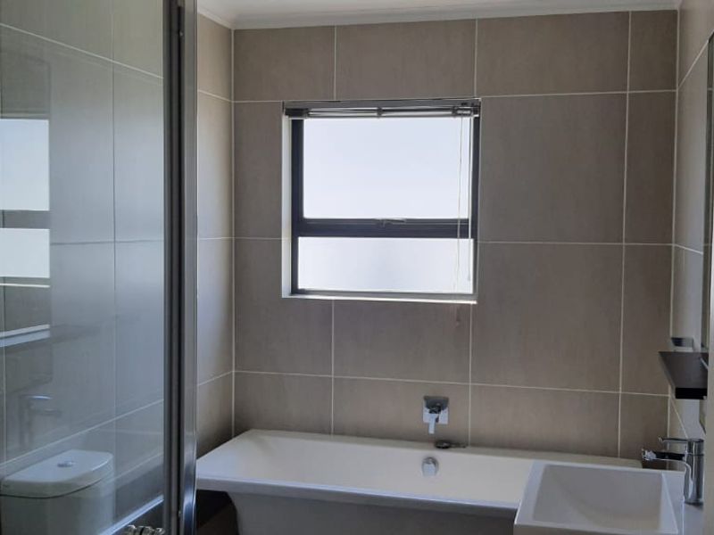 2 bed 2 bath  Apartment Call me Al but Call me ALAADDIN & SURAIYA - Photo 8