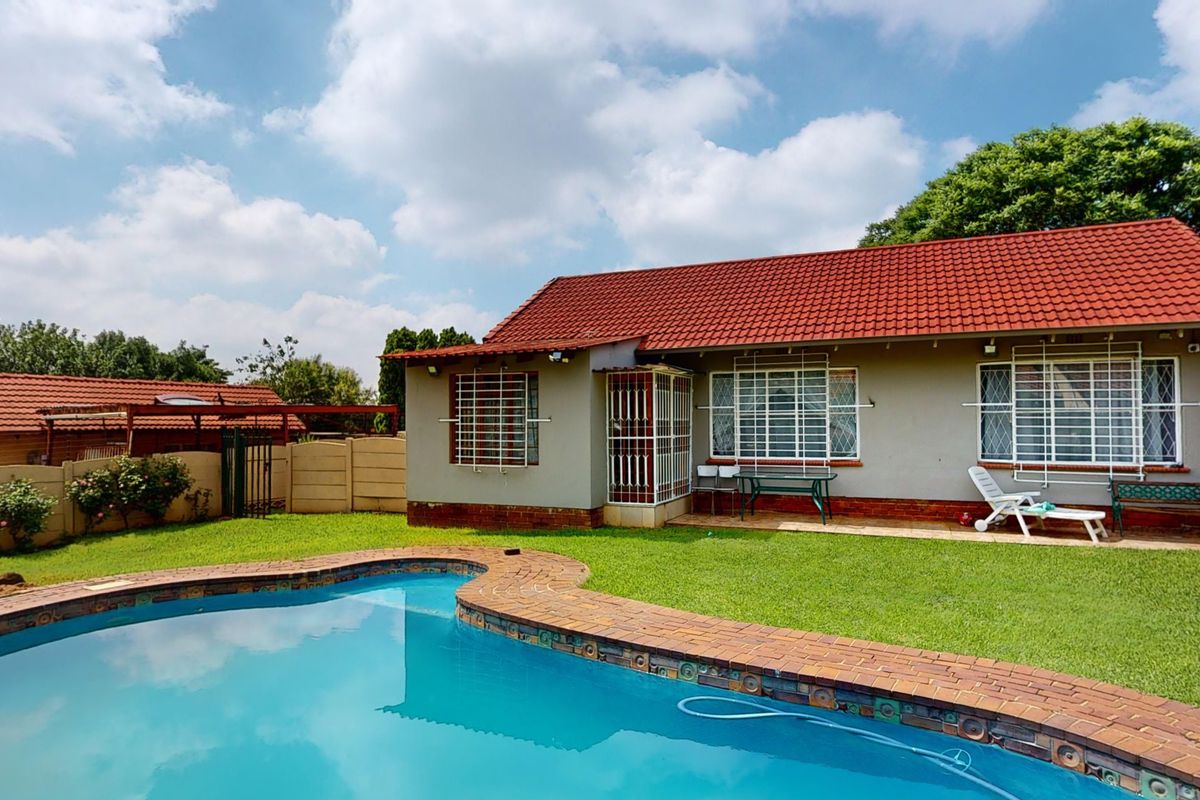 Versatile family home DINWIDDIE - Photo 3