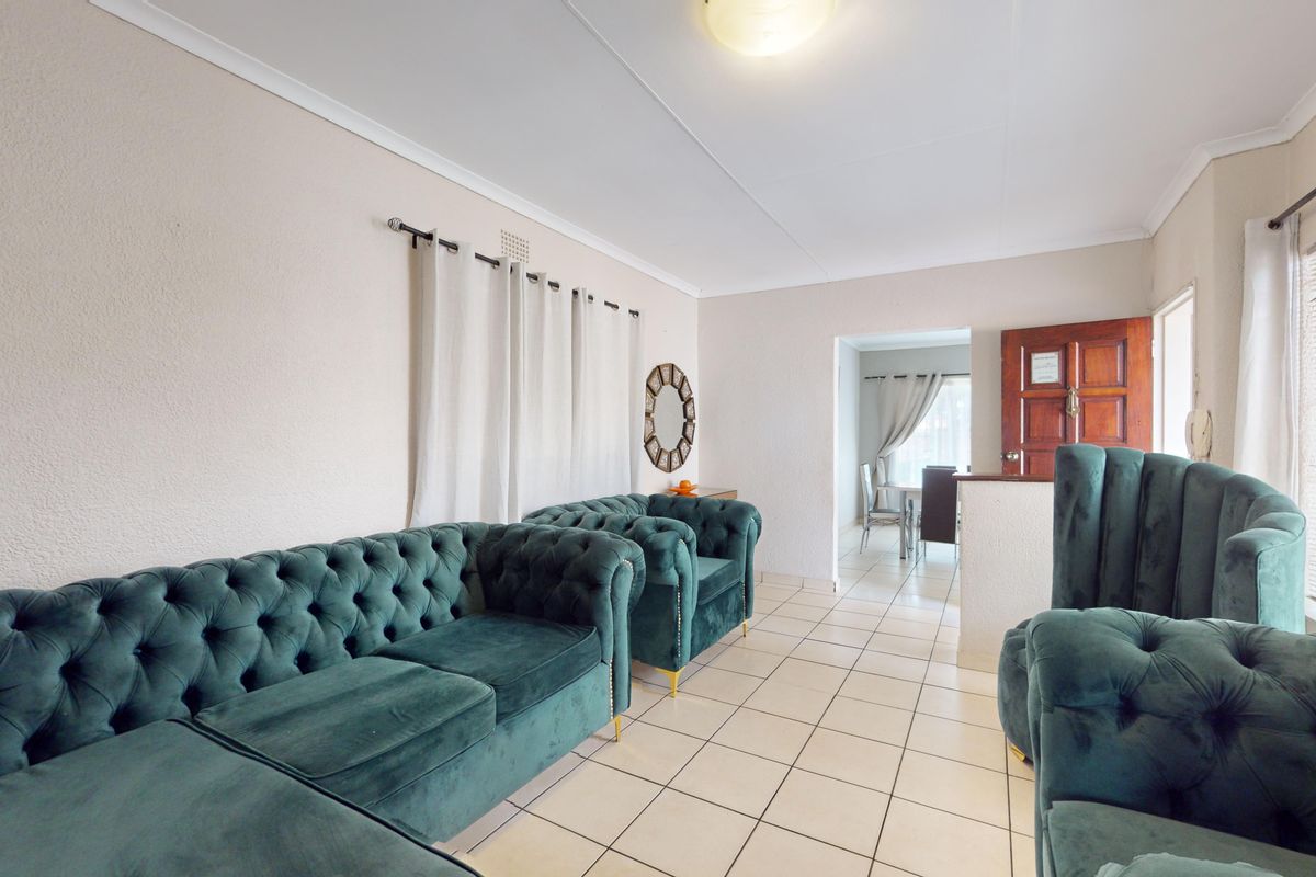 Versatile family home DINWIDDIE - Photo 4