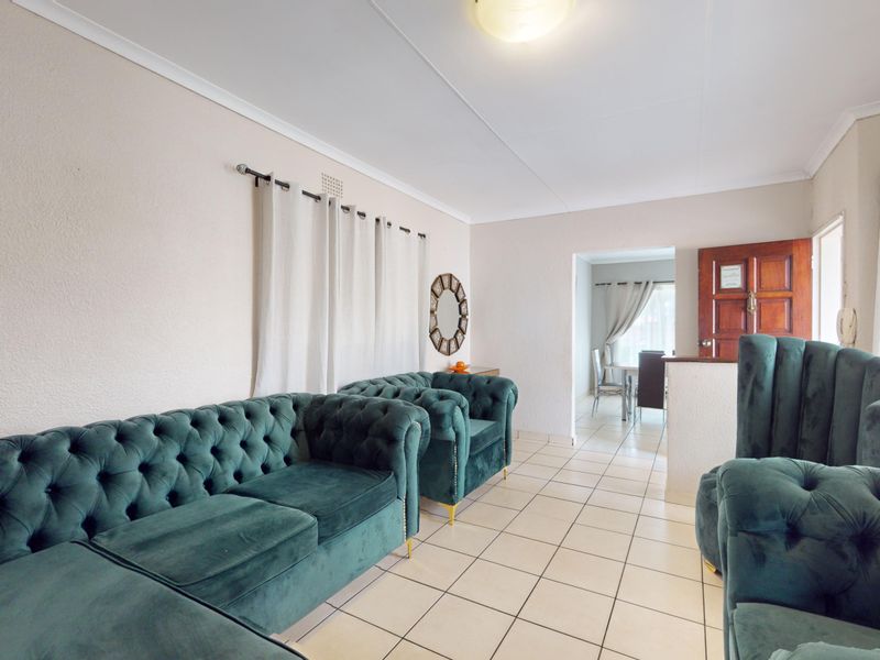 Versatile family home DINWIDDIE - Photo 4