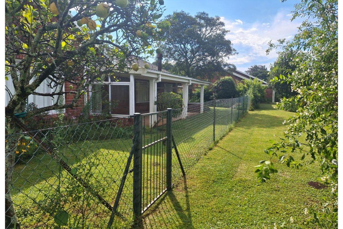 Substantial Unit at Amberglen - Photo 4