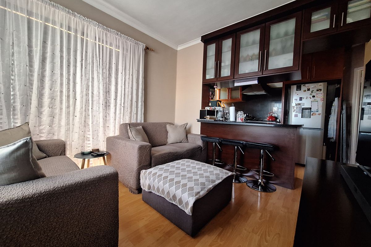 Impressive 2-bedroom residence | Bayview - Photo 3
