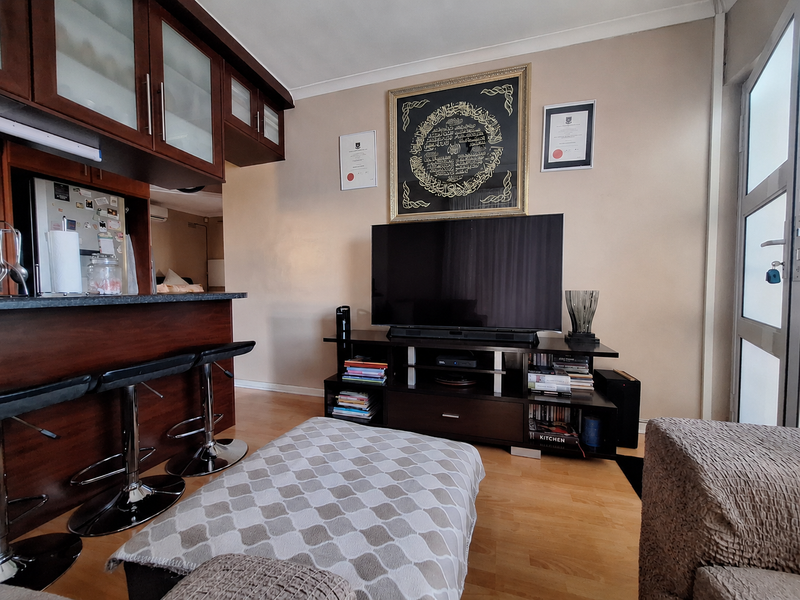 Impressive 2-bedroom residence | Bayview - Photo 4