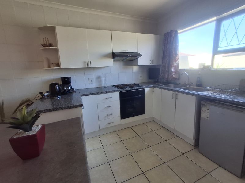 2-Bedroom Facebrick Townhouse Near Nelson Mandela University - Photo 6
