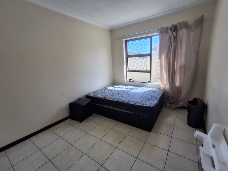 2-Bedroom Facebrick Townhouse Near Nelson Mandela University - Photo 10