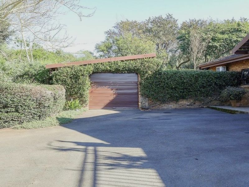 Four-Bedroom Family Home in Kwawula Game Estate - Photo 5