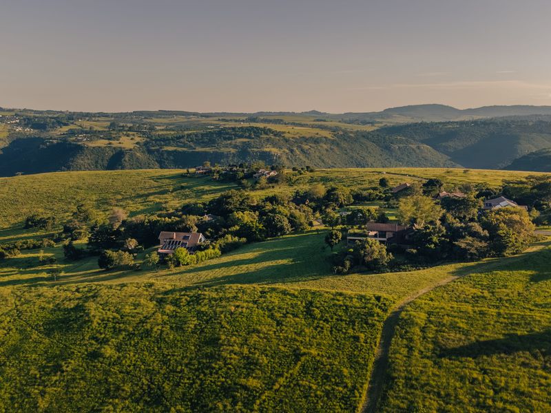 Four-Bedroom Family Home in Kwawula Game Estate - Photo 4