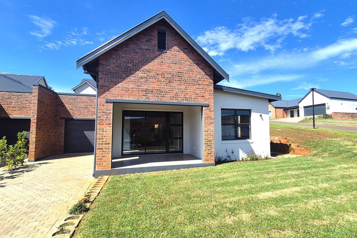 Modern 2 Bedroom Semi-Detached Home with Study in St John’s Village Estate, Howick - Photo 2