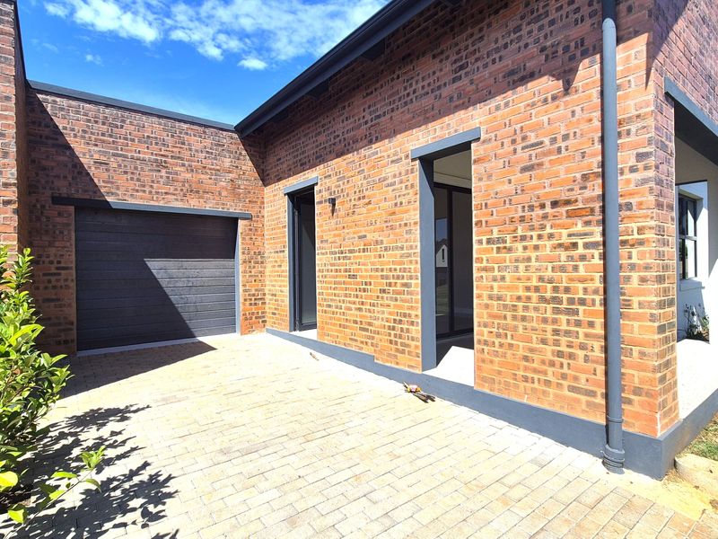 Modern 2 Bedroom Semi-Detached Home with Study in St John’s Village Estate, Howick - Photo 7