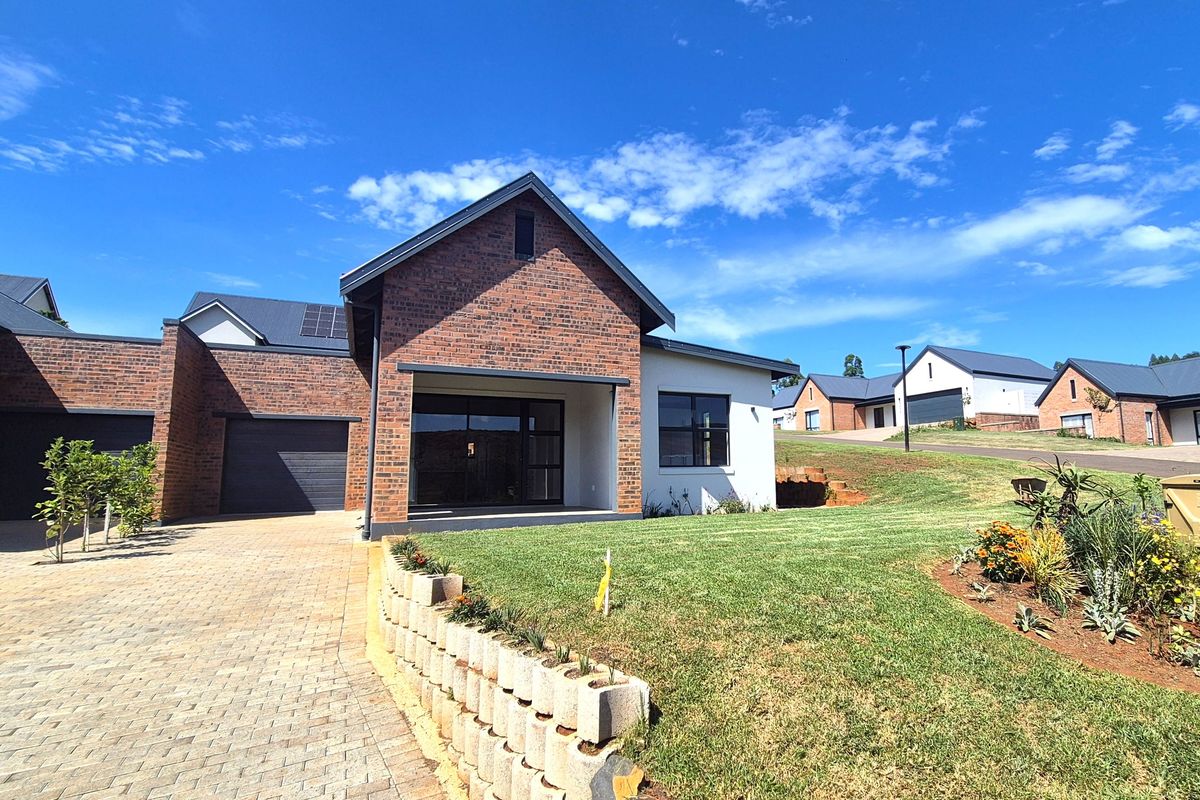 Modern 2 Bedroom Semi-Detached Home with Study in St John’s Village Estate, Howick - Photo 3