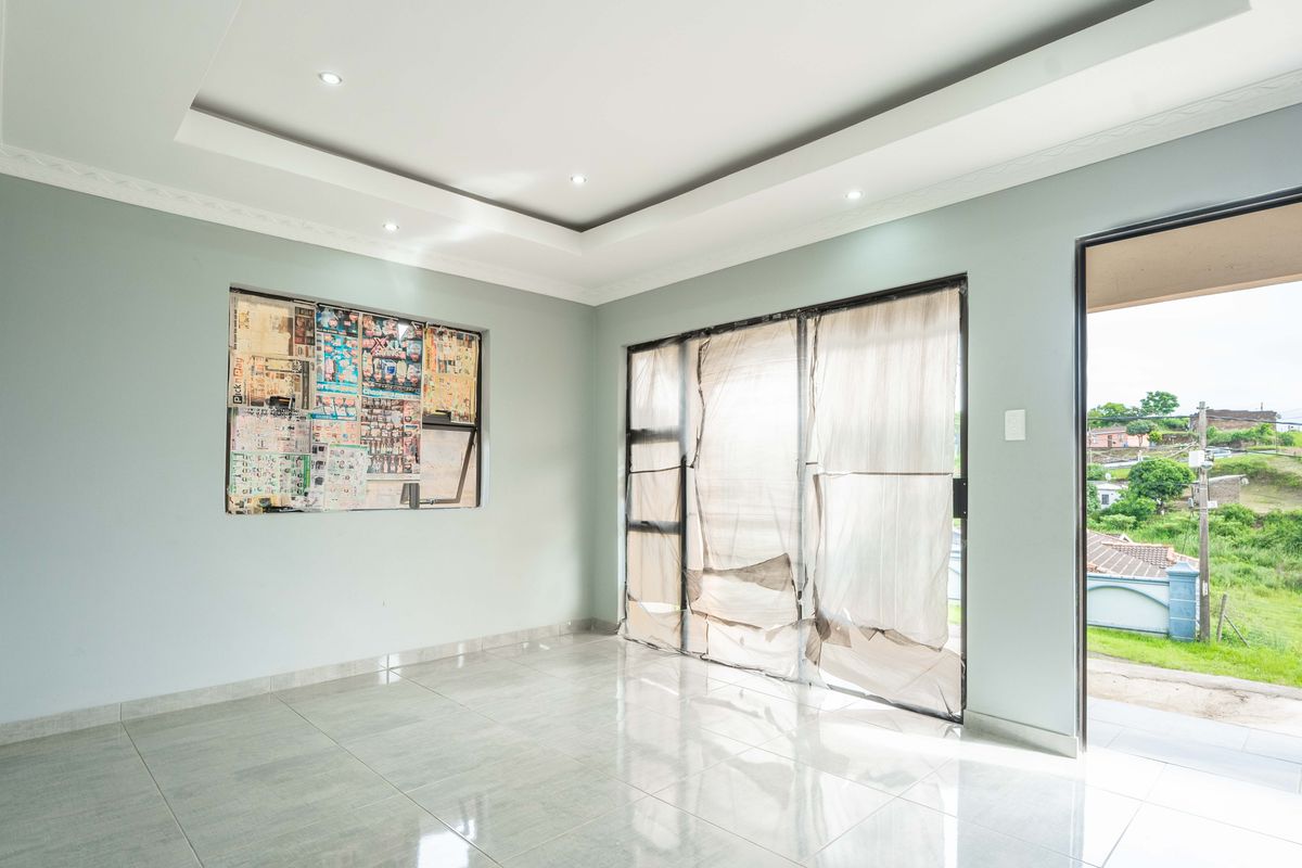 Modern Living Awaits: Newly Built 3-Bedroom Home in Lovu B Section - Photo 2