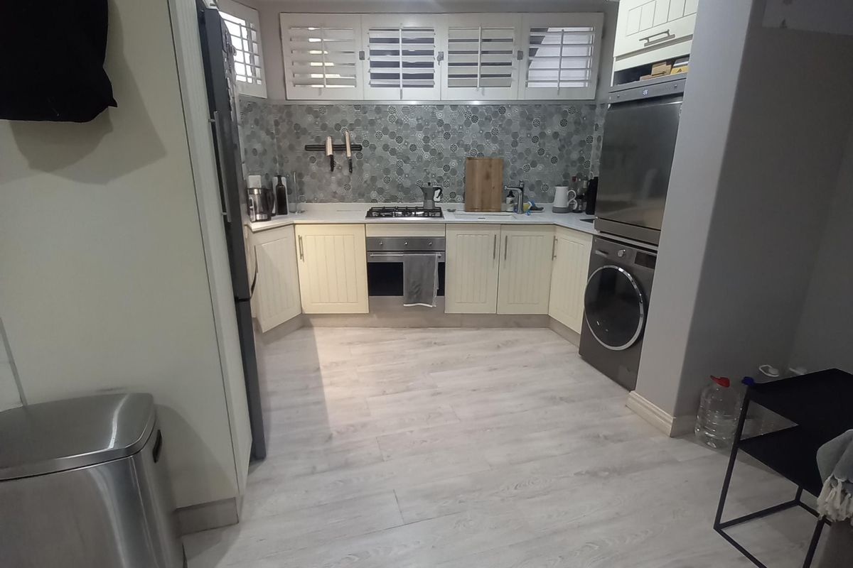 Coastal Townhouse Living in the Heart of Umhlanga - Photo 4