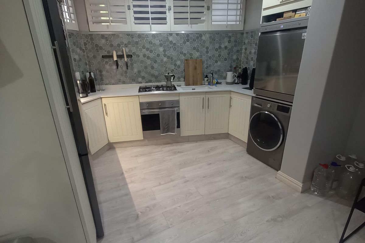 Coastal Townhouse Living in the Heart of Umhlanga - Photo 3