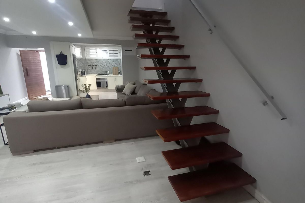 Coastal Townhouse Living in the Heart of Umhlanga - Photo 2