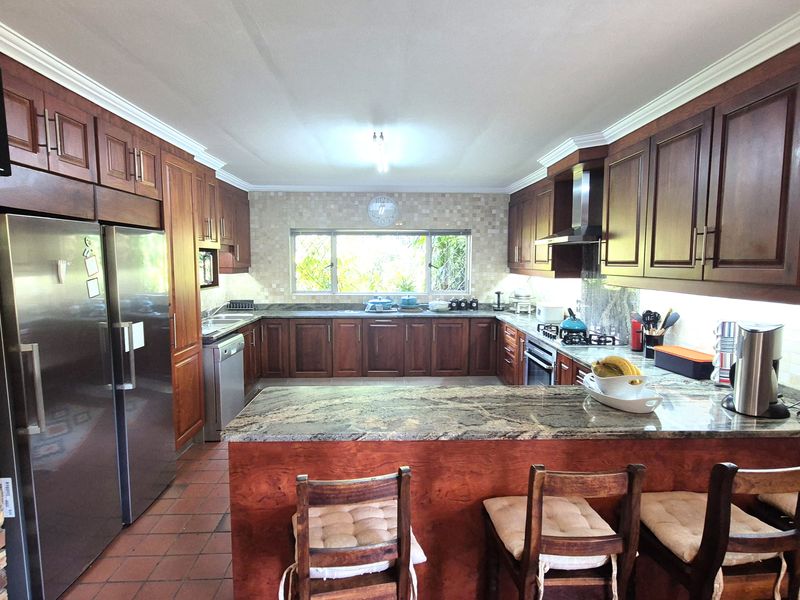 Spacious Family Home for Sale in Oak Park, Pietermaritzburg - Photo 10