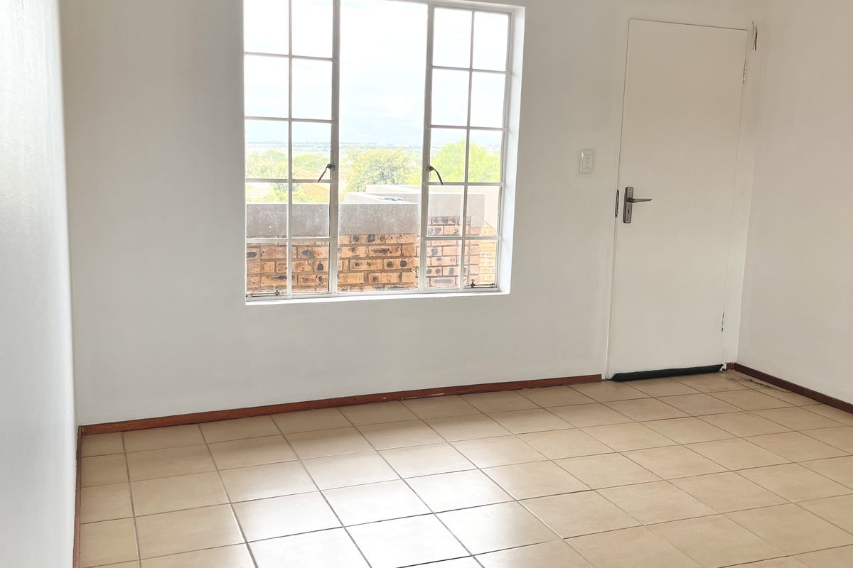 Charming perfect blend of comfort Home! - Photo 4