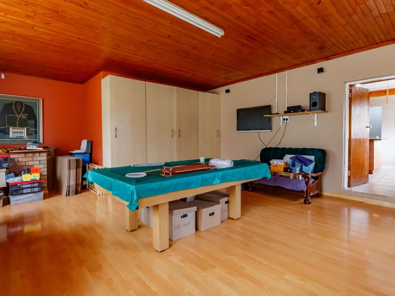 Serene Spacious Income-generating Opportunity! - Photo 10