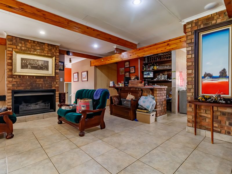 Serene Spacious Income-generating Opportunity! - Photo 7