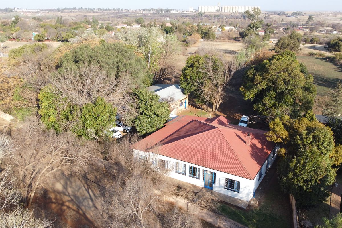 SMALL HOLDING FOR SALE - Photo 3