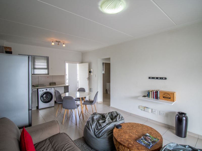 Spacious 1-Bedroom Apartment in The West End, Carlswald – For Sale - Photo 3