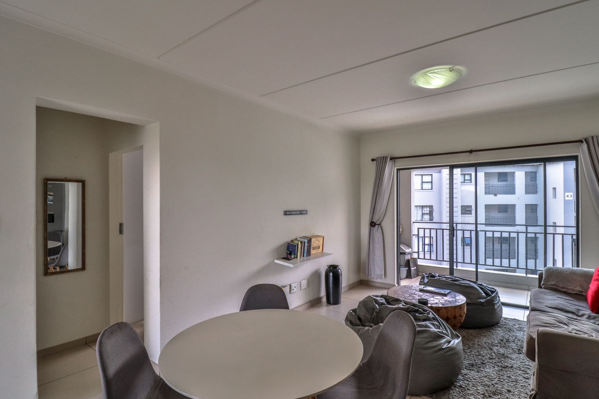 Spacious 1-Bedroom Apartment in The West End, Carlswald – For Sale - Photo 5