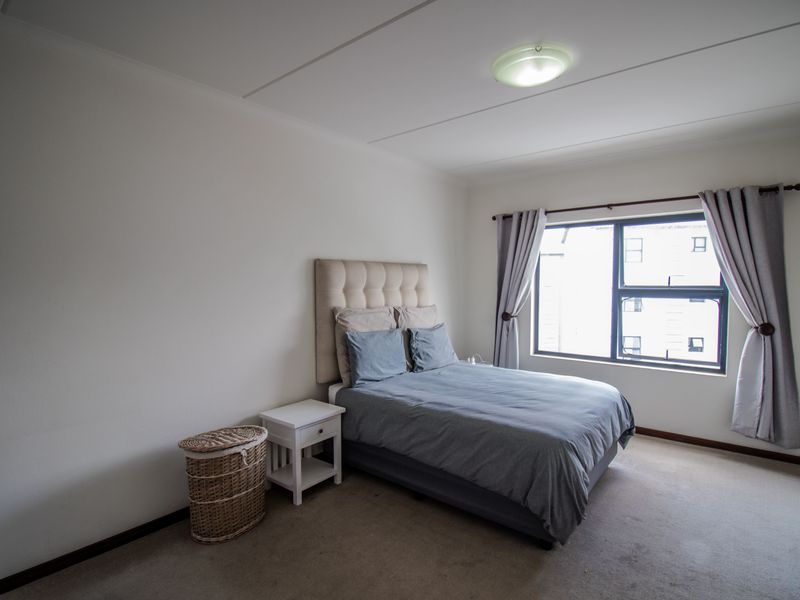 Spacious 1-Bedroom Apartment in The West End, Carlswald – For Sale - Photo 9