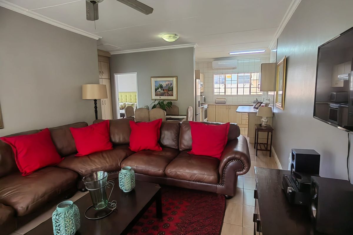 Elegant townhouse for sale in Parys - Joint Mandate - Photo 4