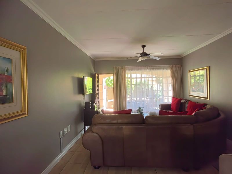 Elegant townhouse for sale in Parys - Joint Mandate - Photo 5