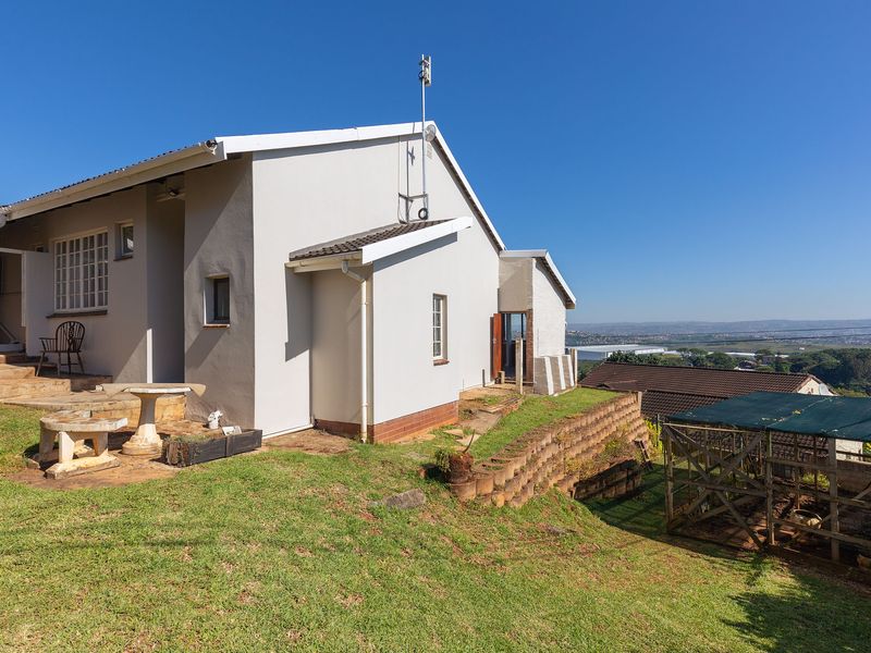 An Invitation to Spacious Living - Photo 9