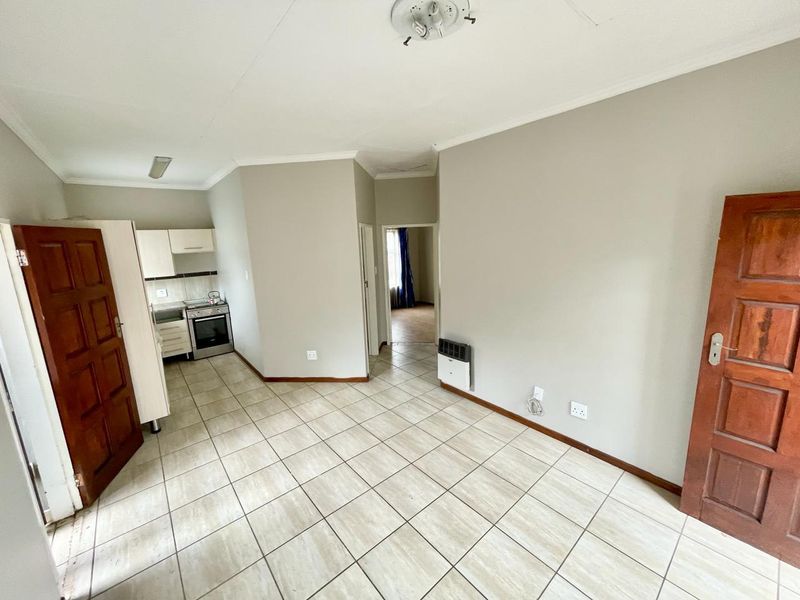 Two bedroom townhouse for sale in Terra Nova, Trichardt - Photo 2