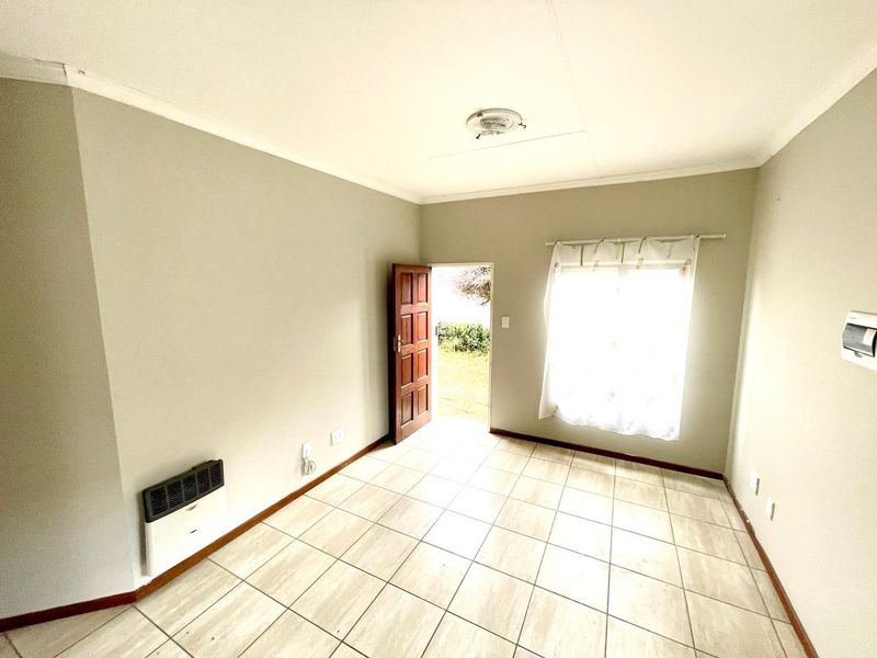 Two bedroom townhouse for sale in Terra Nova, Trichardt - Photo 4