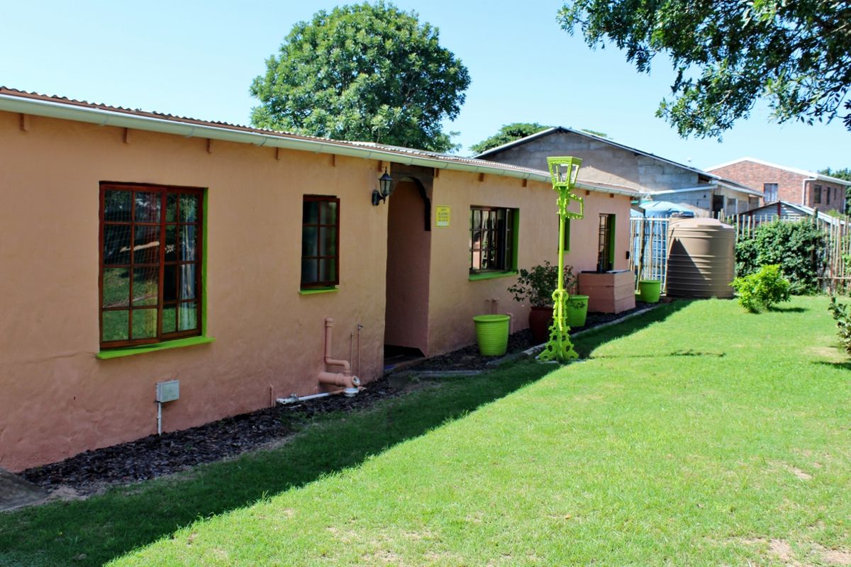 Four Bedroom Home for Sale in Bathurst - Photo 2