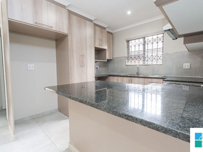 Charming 2-Bedroom Home in Silkaatzkop, Secunda - Photo 7