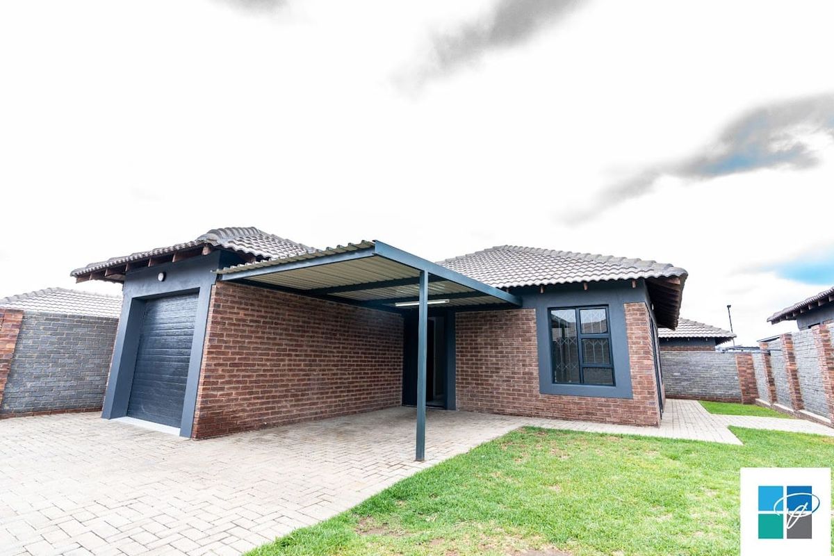 Charming 2-Bedroom Home in Silkaatzkop, Secunda - Photo 5