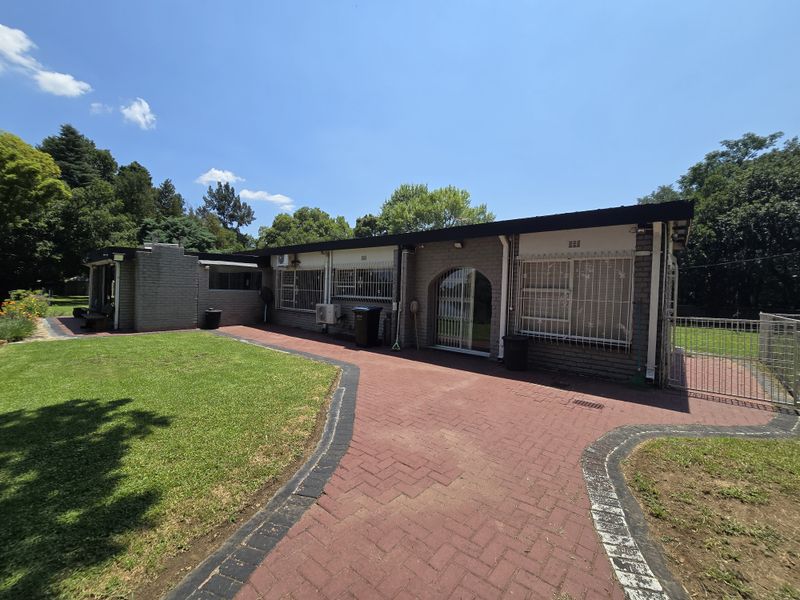 Stunning Riverfront Property - Photo 2