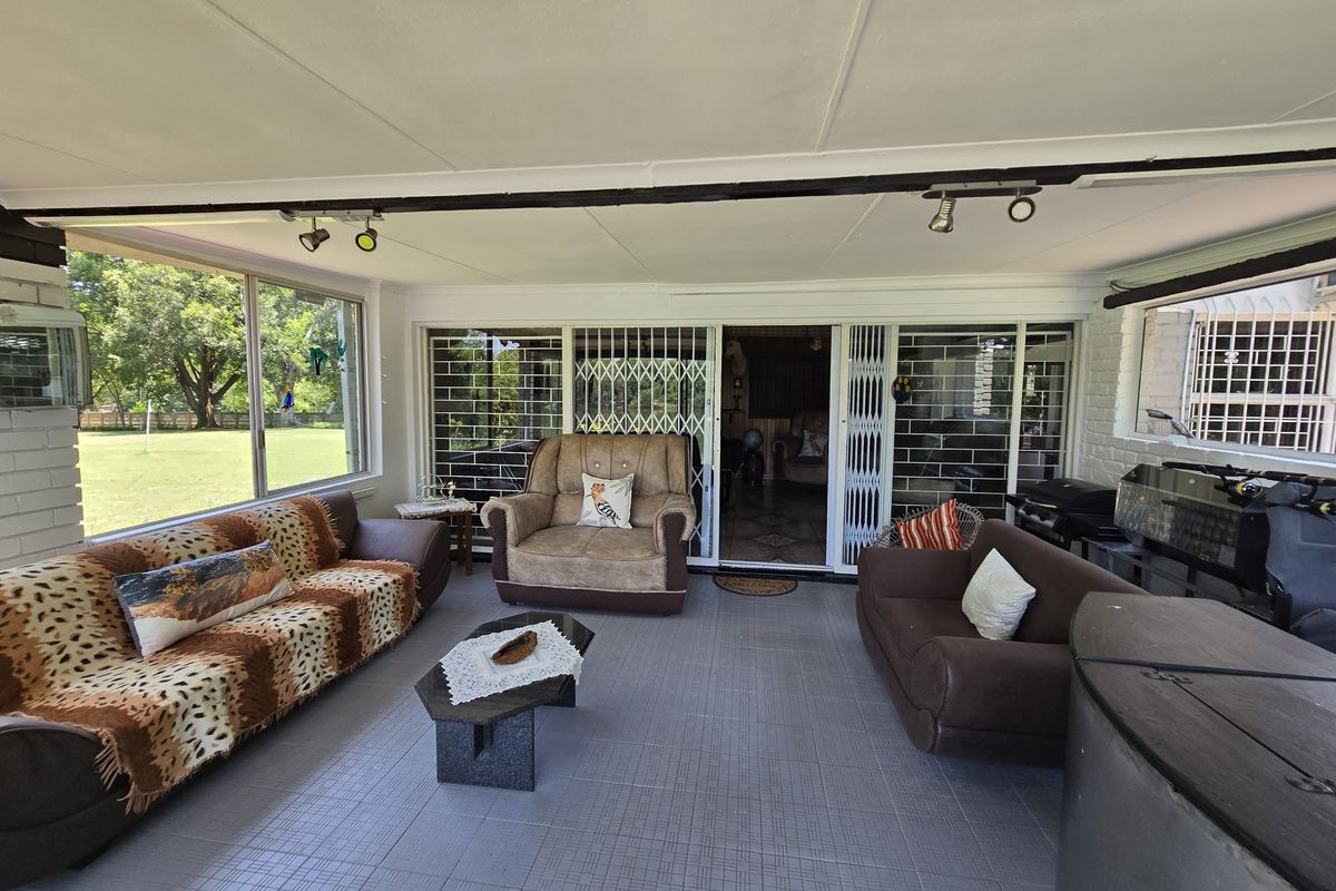 Stunning Riverfront Property - Photo 5