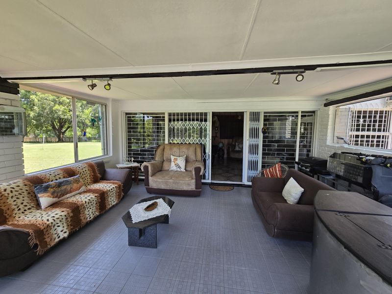 Stunning Riverfront Property - Photo 5