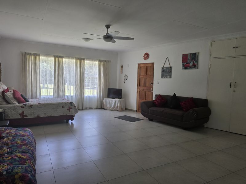 Stunning Riverfront Property - Photo 10