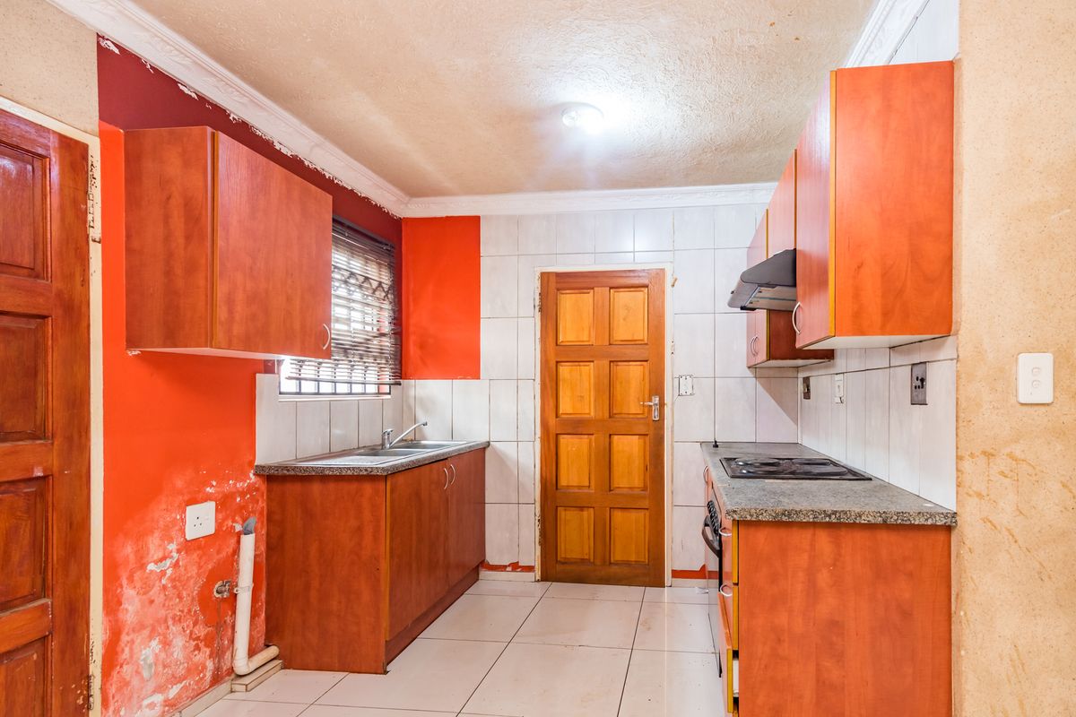 Beautiful 3-Bedroom Home! - Photo 5