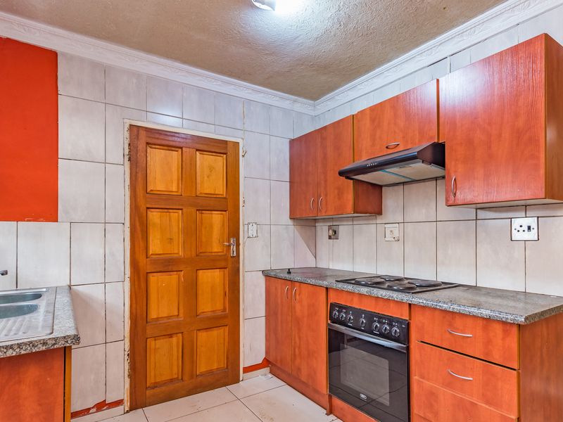 Beautiful 3-Bedroom Home! - Photo 3