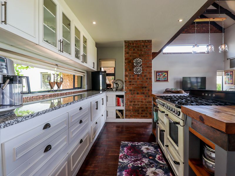 xperience Stylish Modern Country Living Surrounded by Scenic Views - Photo 8