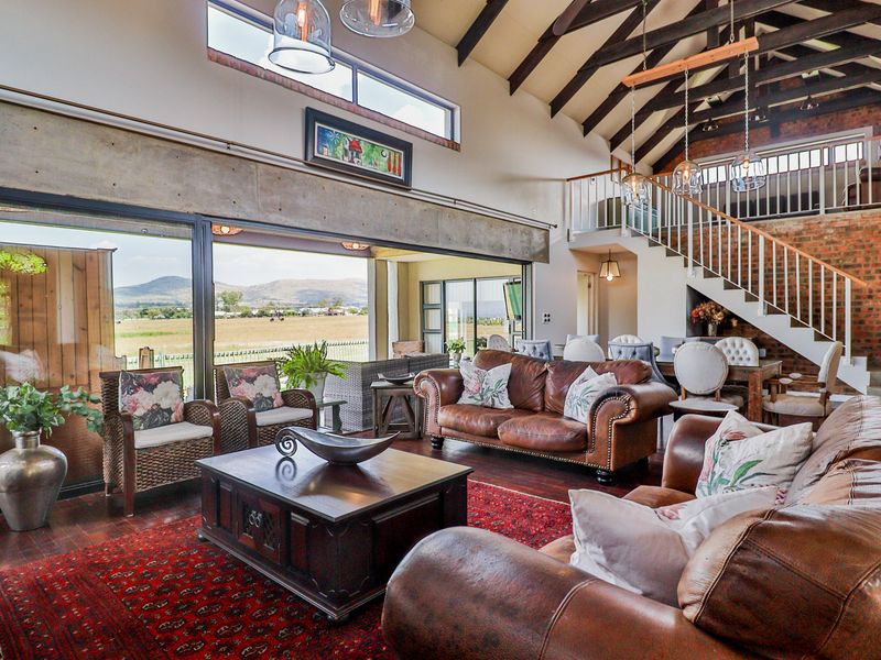xperience Stylish Modern Country Living Surrounded by Scenic Views - Photo 2