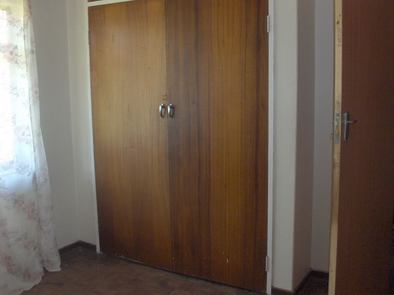 Perfect Location - Photo 10