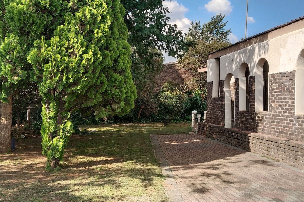 Property for Sale - Photo 3