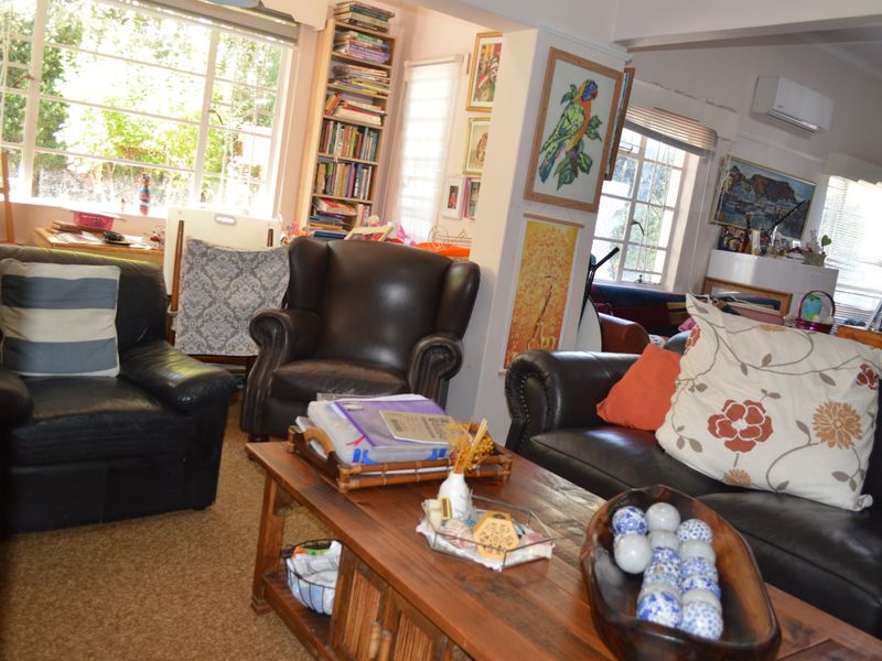 Prime Queenstown Location: Residential or Office Space in a High-Traffic Area - Photo 8