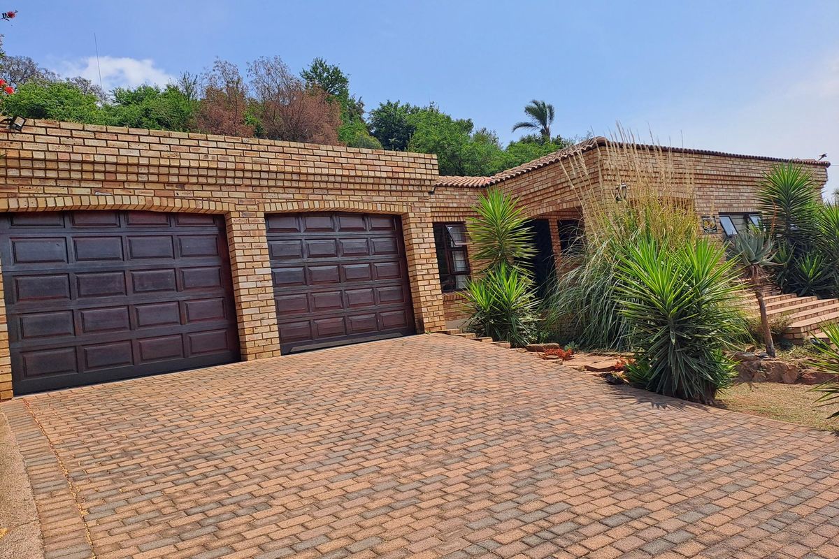A DESIGN FOR TOMORROW, TODAY AND BEYOND! MODERN THREE BEDROOM HOME FOR SALE IN RANT EN DAL - Photo 2