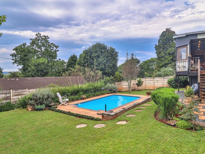 Well-kept family home with great entertaining space in central Howick - Photo 4
