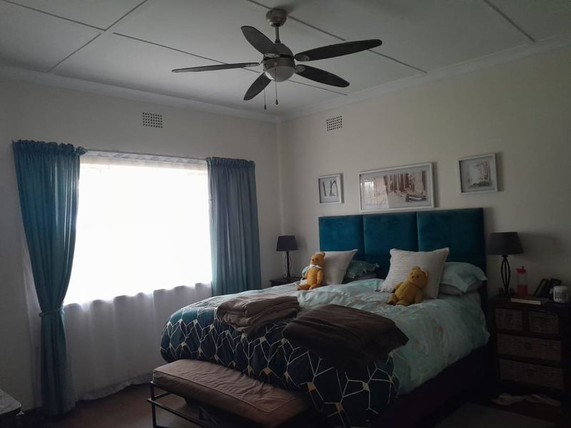 3 Bedroom Family Home with Cottage For Sale in Edendale - Photo 6