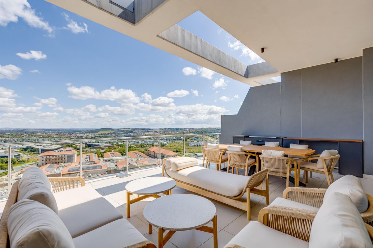 Look no further, your dream apartment awaits - an absolute must-see!! - Photo 3