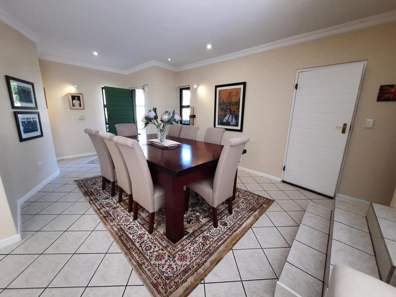 Stunning Double-Storey Home in a Secure Bedfordview Estate - Photo 6